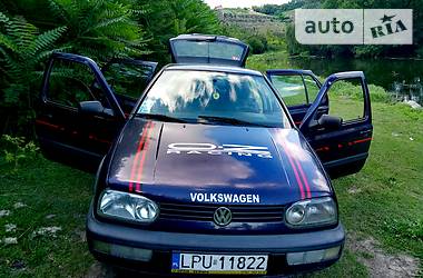 Хэтчбек Volkswagen Golf 1995 в Каменец-Подольском