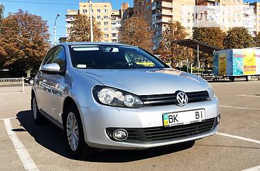 Хэтчбек Volkswagen Golf 2012 в Ровно