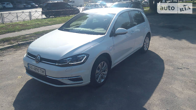 Хетчбек Volkswagen Golf 2018 в Хмельницькому