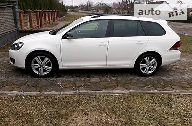 Универсал Volkswagen Golf 2012 в Дубно