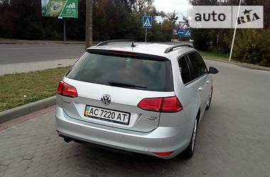 Универсал Volkswagen Golf 2014 в Луцке