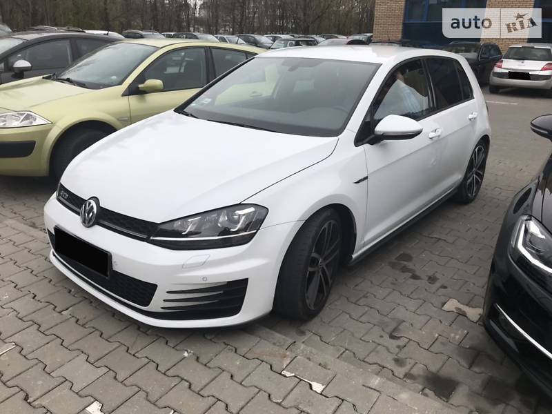 Хэтчбек Volkswagen Golf 2014 в Ратным