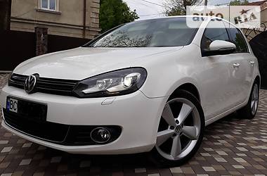 Хетчбек Volkswagen Golf 2010 в Львові