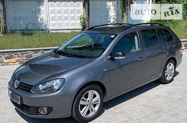 Универсал Volkswagen Golf 2012 в 