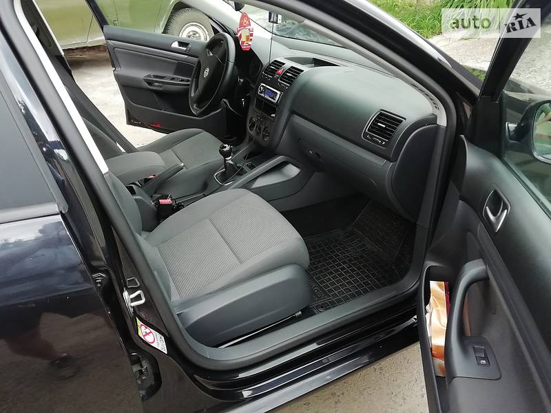 Універсал Volkswagen Golf 2007 в Івано-Франківську