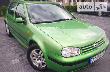 Хетчбек Volkswagen Golf 1998 в Стрию