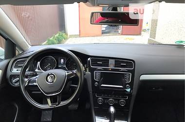 Універсал Volkswagen Golf 2014 в 