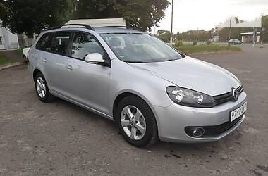 Универсал Volkswagen Golf 2010 в Дубно