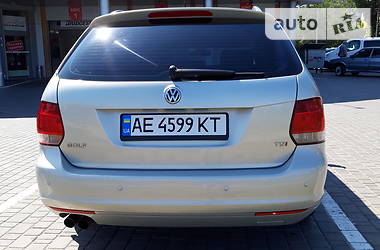 Універсал Volkswagen Golf 2011 в 