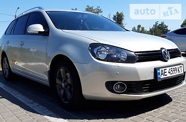 Універсал Volkswagen Golf 2011 в 
