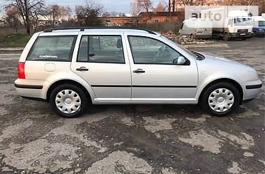 Универсал Volkswagen Golf 2000 в Сумах