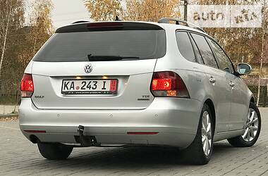 Универсал Volkswagen Golf 2010 в Дрогобыче