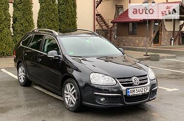 Универсал Volkswagen Golf 2009 в Тернополе