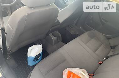 Хетчбек Volkswagen Golf 2004 в 
