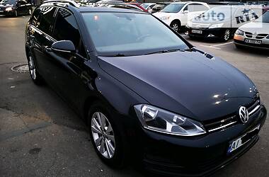 Універсал Volkswagen Golf 2014 в 