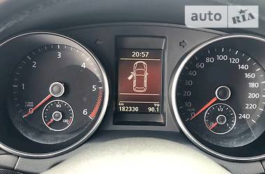 Хетчбек Volkswagen Golf 2009 в 