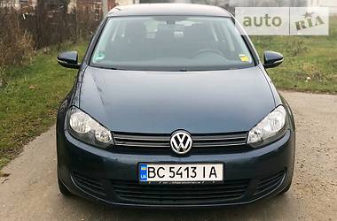 Хетчбек Volkswagen Golf 2009 в 