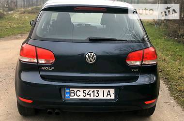 Хетчбек Volkswagen Golf 2009 в 