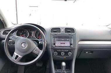 Хэтчбек Volkswagen Golf 2013 в Киеве