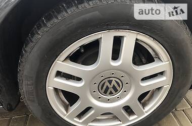 Універсал Volkswagen Golf 2003 в 