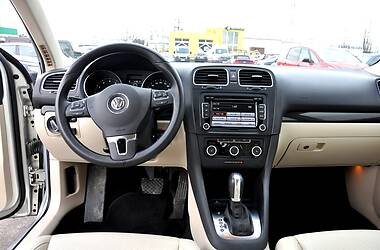 Універсал Volkswagen Golf 2011 в Львові