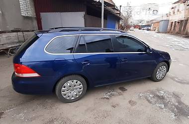 Універсал Volkswagen Golf 2011 в 