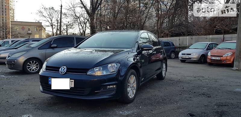Хетчбек Volkswagen Golf 2013 в Києві