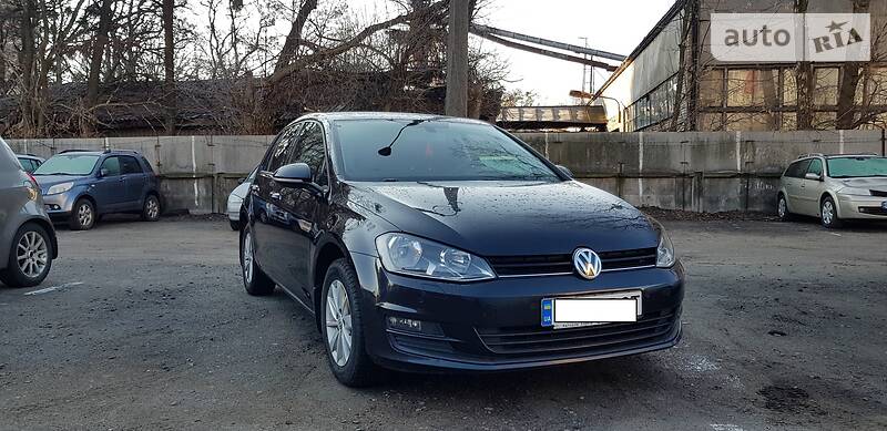 Хетчбек Volkswagen Golf 2013 в Києві