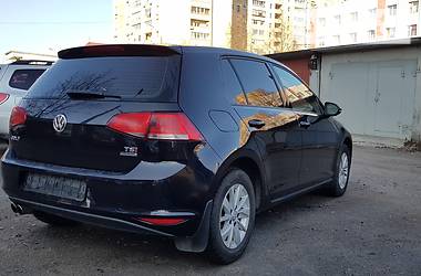 Хетчбек Volkswagen Golf 2013 в 