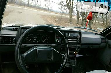 Хетчбек Volkswagen Golf 1988 в 
