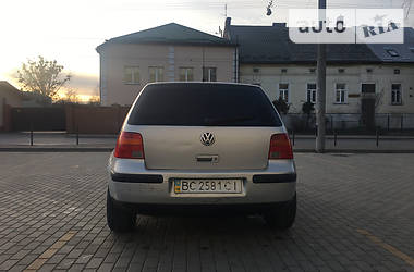 Хетчбек Volkswagen Golf 2000 в Львові