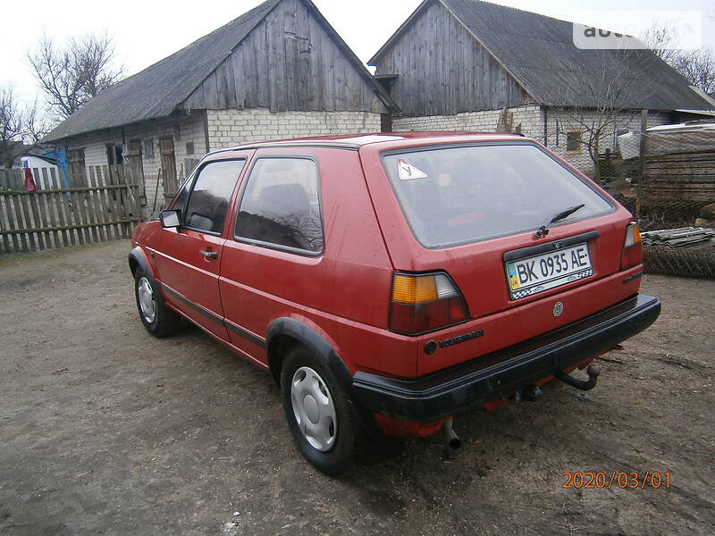 Хетчбек Volkswagen Golf 1985 в Костопілі