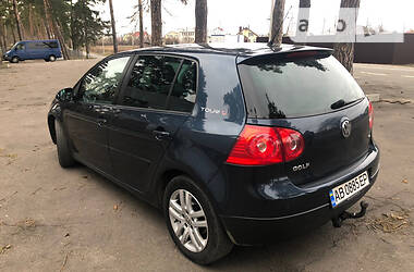 Хетчбек Volkswagen Golf 2007 в 