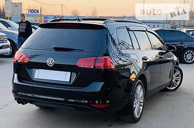 Універсал Volkswagen Golf 2015 в 