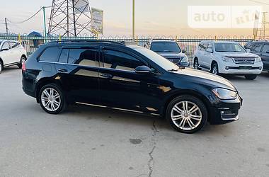 Універсал Volkswagen Golf 2015 в 
