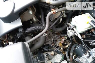 Хетчбек Volkswagen Golf 2002 в 