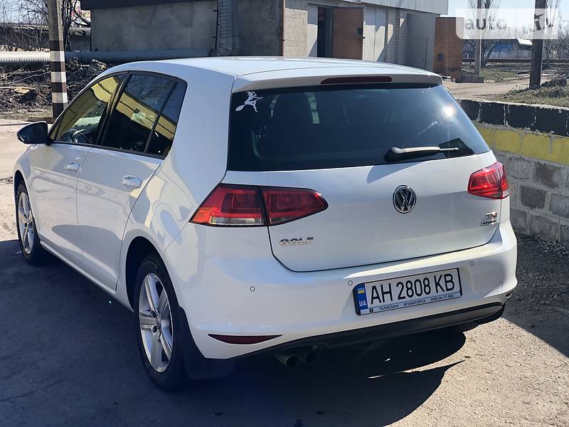 Універсал Volkswagen Golf 2015 в Покровську