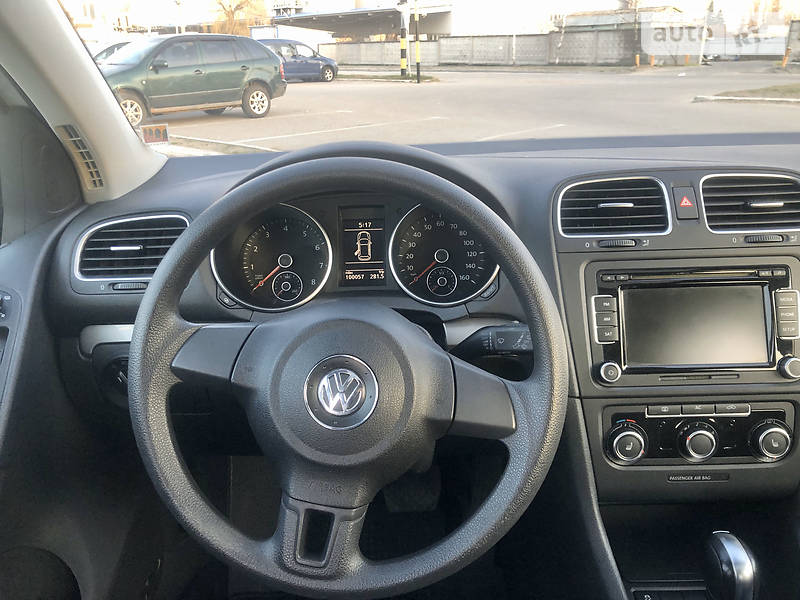 Хетчбек Volkswagen Golf 2012 в Києві