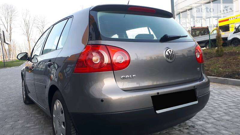 Хэтчбек Volkswagen Golf 2007 в Виннице