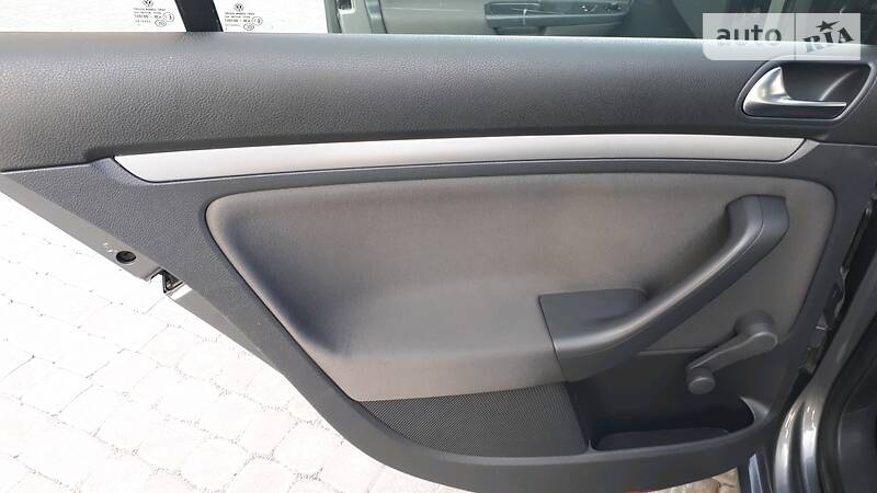 Хэтчбек Volkswagen Golf 2007 в Виннице