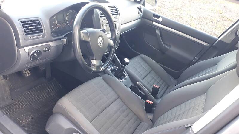 Хэтчбек Volkswagen Golf 2007 в Виннице