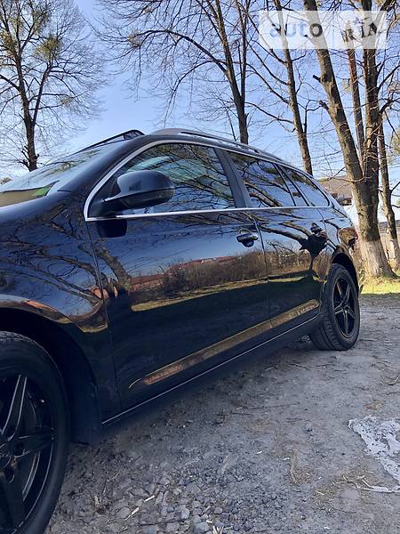 Універсал Volkswagen Golf 2010 в Сваляві