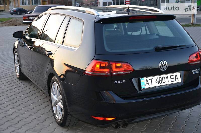 Універсал Volkswagen Golf 2016 в Чернівцях