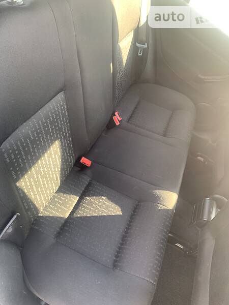 Хэтчбек Volkswagen Golf 2002 в Ивано-Франковске фото 15 Хэтчбек Volkswagen Golf 2002 в Ивано-Франковске