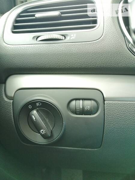 Хетчбек Volkswagen Golf 2012 в Києві фото 47 Хетчбек Volkswagen Golf 2012 в Києві