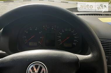 Універсал Volkswagen Golf 2000 в 