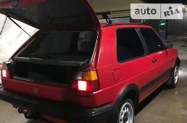 Хетчбек Volkswagen Golf 1988 в 