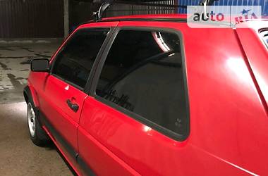 Хетчбек Volkswagen Golf 1988 в 