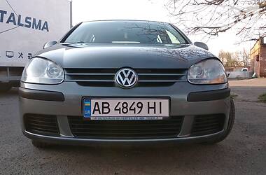 Хетчбек Volkswagen Golf 2005 в 