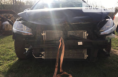 Хетчбек Volkswagen Golf 2018 в 
